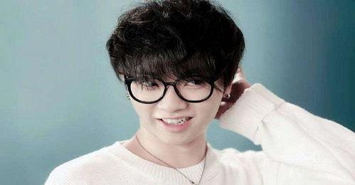 华晨宇关晓彤最新爆料,揭秘娱乐圈背后的惊人真相！